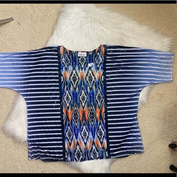 Avenue blue stripe shirt w/ ikat print 18/20 NWT plus size - Picture 2 of 8